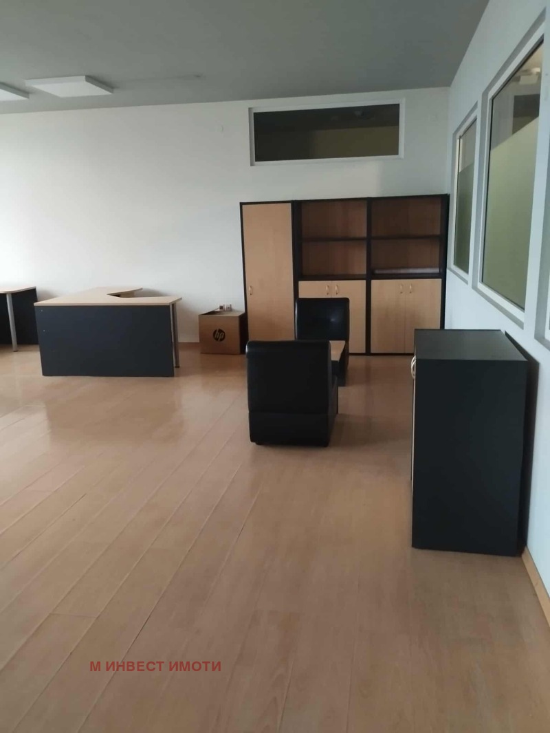 Дава под наем ОФИС, гр. Пловдив, Кючук Париж, снимка 2 - Офиси - 52614094