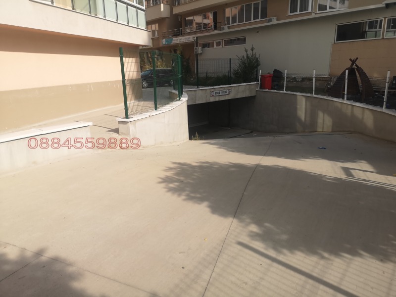 Дава под наем ГАРАЖ, ПАРКОМЯСТО, гр. Пловдив, Кючук Париж, снимка 4 - Гаражи и паркоместа - 52785466