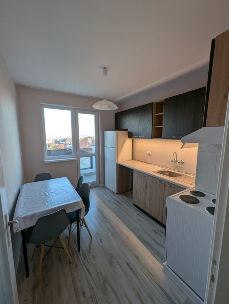 Vuokrattavana  1 makuuhuone Ruse , Družba 1 , 70 neliömetriä | 78962780 - kuva [2]