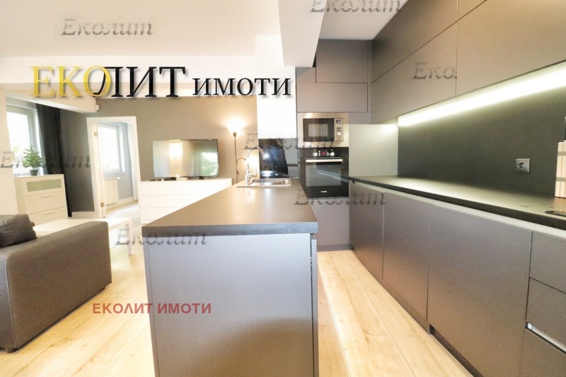 K pronájmu  2 ložnice Sofia , Doktorski pametnik , 113 m2 | 67624404 - obraz [3]