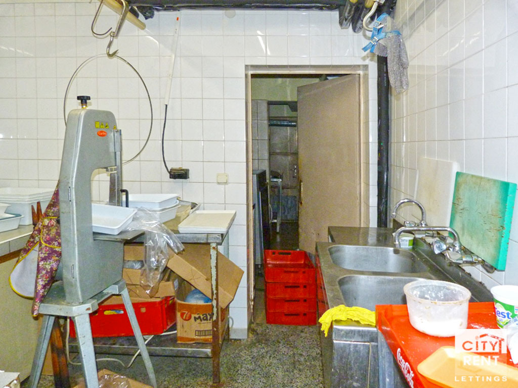 Дава под наем МАГАЗИН, гр. Велико Търново, Зона Б, снимка 6 - Магазини - 53706867