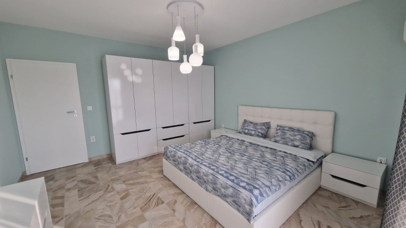 Дава под Наем 3-СТАЕН в град Варна, Гръцка махала - 125 кв.м / 1 500 € » 2 933.75 лв., РОНЕВА