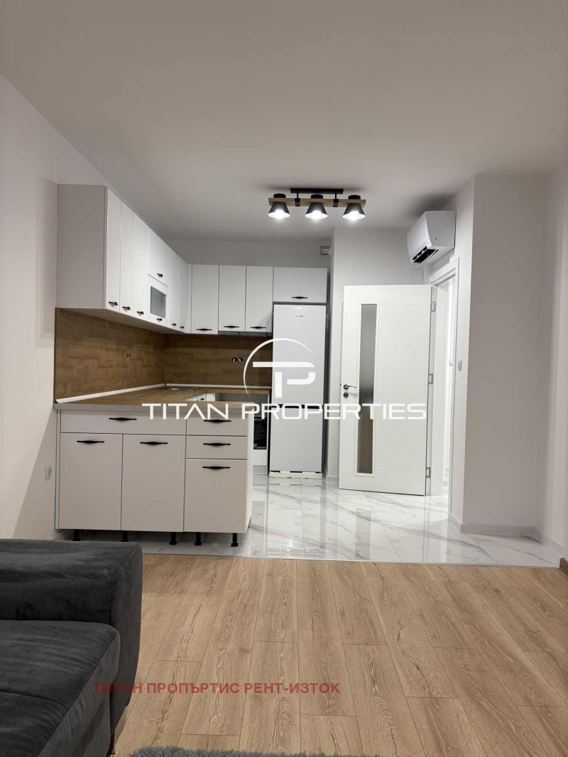 Te huur  1 slaapkamer Burgas , Sarafovo , 60 m² | 57012142