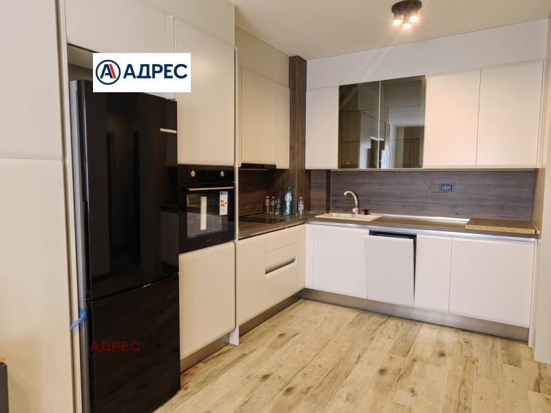 Дава под наем 2-СТАЕН, гр. Варна, Гранд Мол, снимка 2 - Апартаменти - 52599750