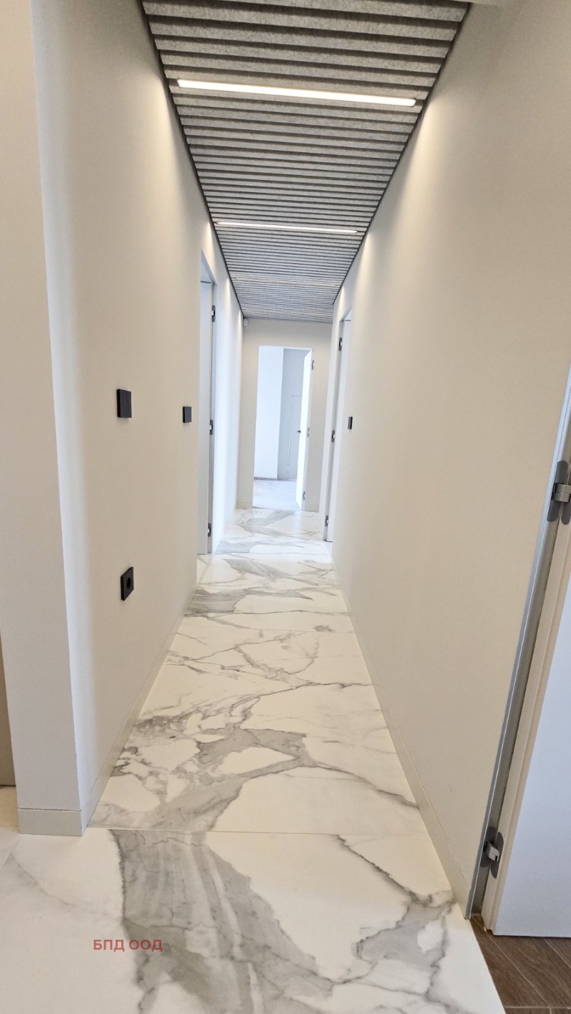 K pronájmu  2 ložnice Sofia , Centar , 187 m2 | 82191776 - obraz [11]