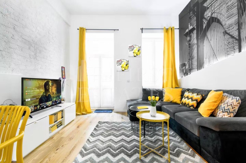 Дава под наем 3-СТАЕН, гр. София, Център