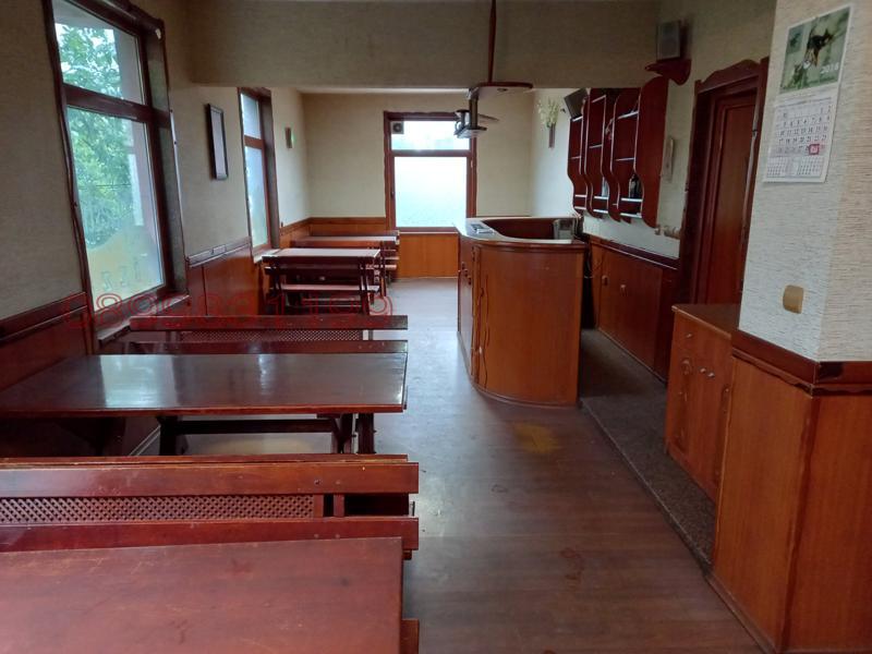 Дава под наем ЗАВЕДЕНИЕ, гр. Бобов дол, област Кюстендил, снимка 2 - Заведения - 52868793