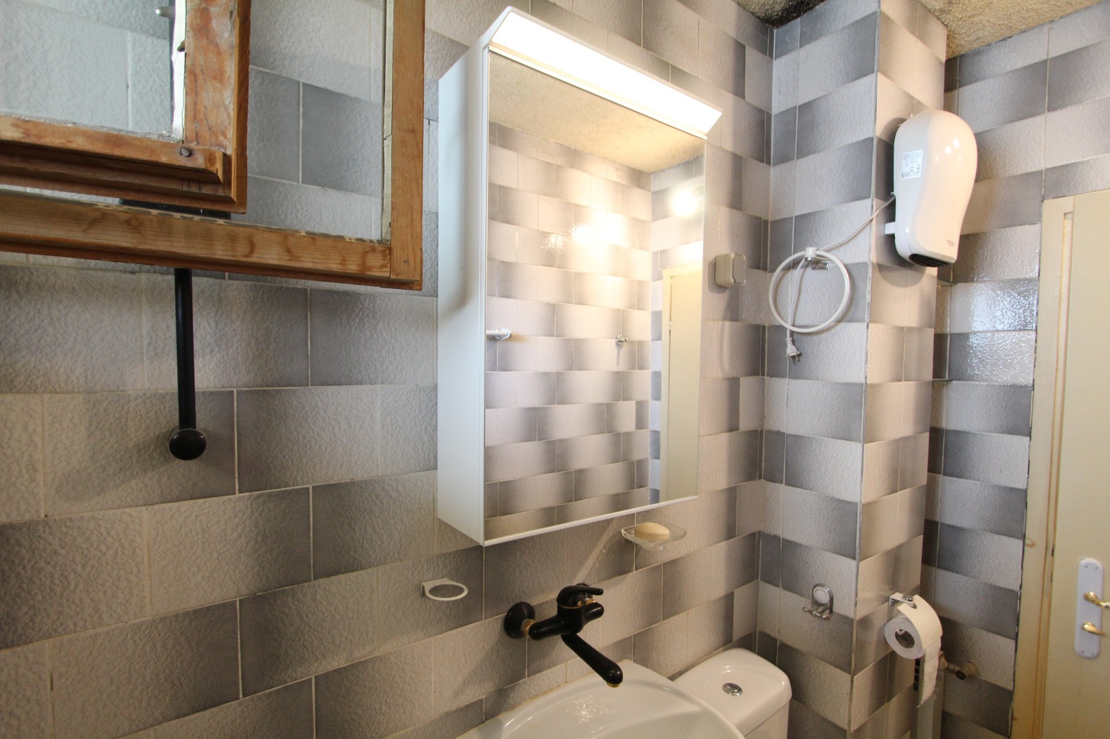 Дава под наем 3-СТАЕН, гр. София, Оборище, снимка 11 - Апартаменти - 54174094