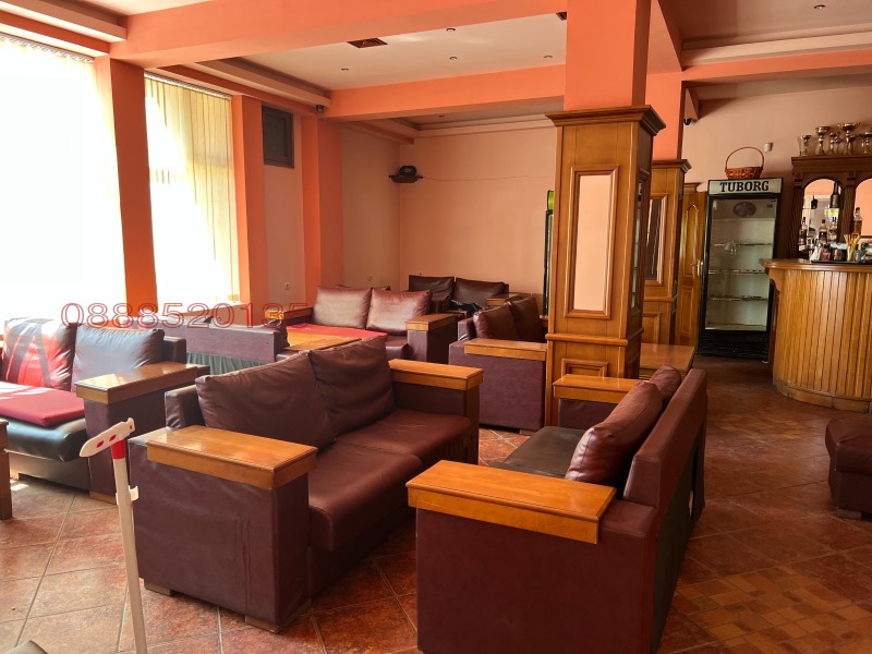 Дава под наем ЗАВЕДЕНИЕ, гр. Велинград, област Пазарджик, снимка 2 - Заведения - 52786588