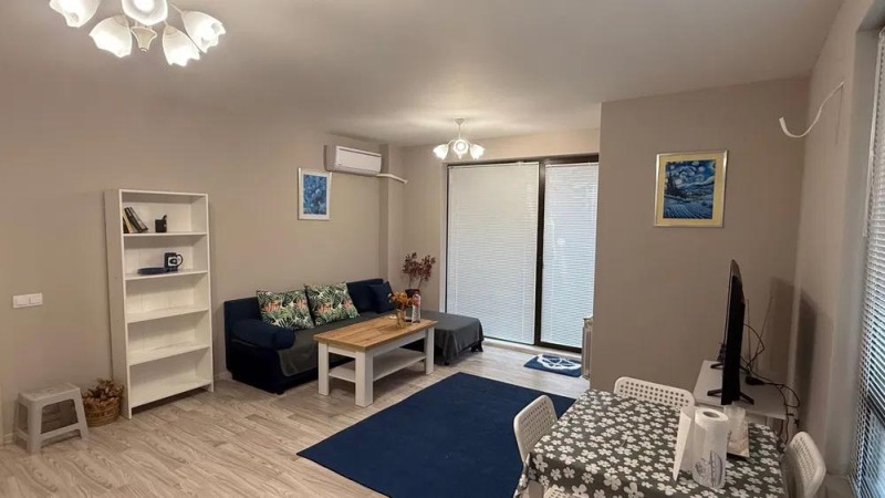 Издаје се  1 спаваћа соба Софија , Лјулин 7 , 62 м2 | 94630917