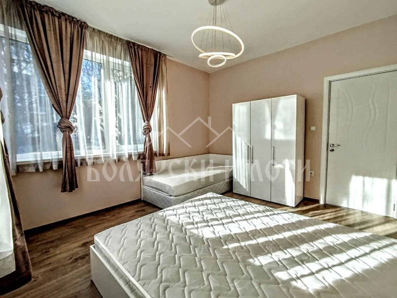 De inchiriat  2 dormitoare Velico Târnovo , Țentâr , 80 mp | 45064679 - imagine [8]