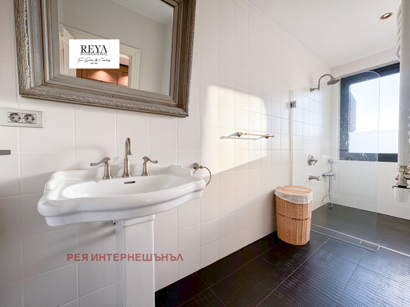 Дава под наем МНОГОСТАЕН, гр. София, Лозенец, снимка 11 - Апартаменти - 52803823