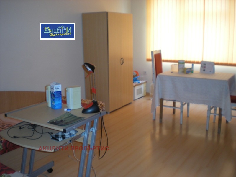 Zu vermieten  Zimmer Weliko Tarnowo , Zentar , 20 qm | 59159151