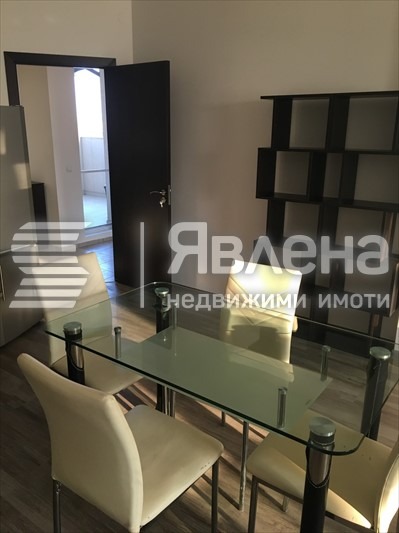 Дава под наем 3-СТАЕН, гр. Пловдив, Център, снимка 8 - Апартаменти - 52842737