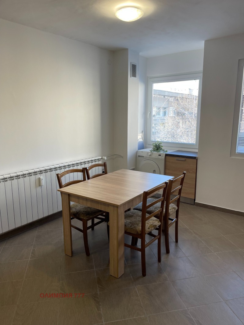 Kiadó  3 hálószobás Pleven , Sirok centar , 100 négyzetméter | 85170379 - kép [2]