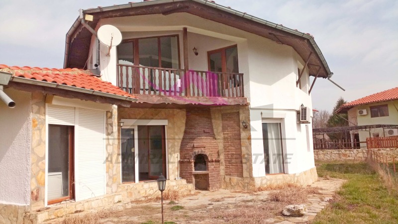 Дава под наем КЪЩА, с. Осеново, област Варна, снимка 12 - Къщи - 52477783