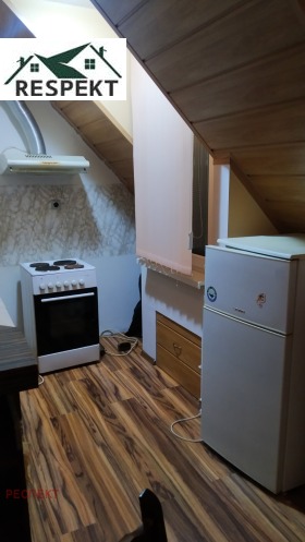 1 quarto Aiazmoto, Stara Zagora 3