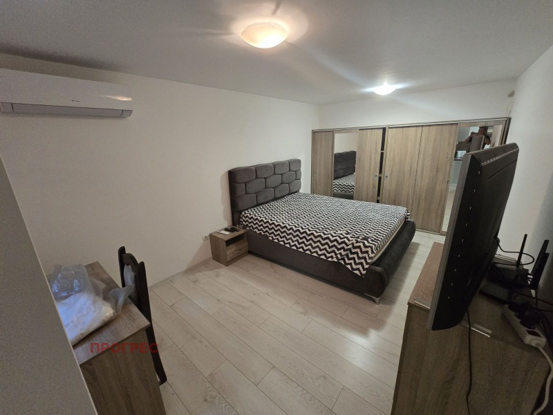 Para alugar  Estúdio Plovdiv , Mladejki Halm , 40 m² | 95083572