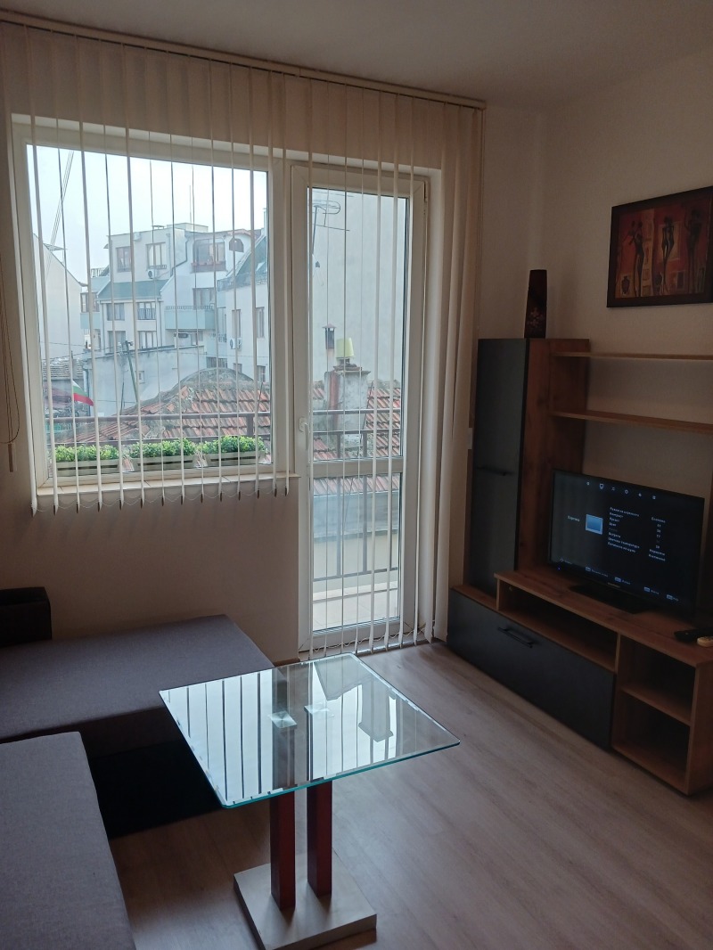 Дава под наем 2-СТАЕН, гр. Варна, Колхозен пазар, снимка 4 - Апартаменти - 52770024