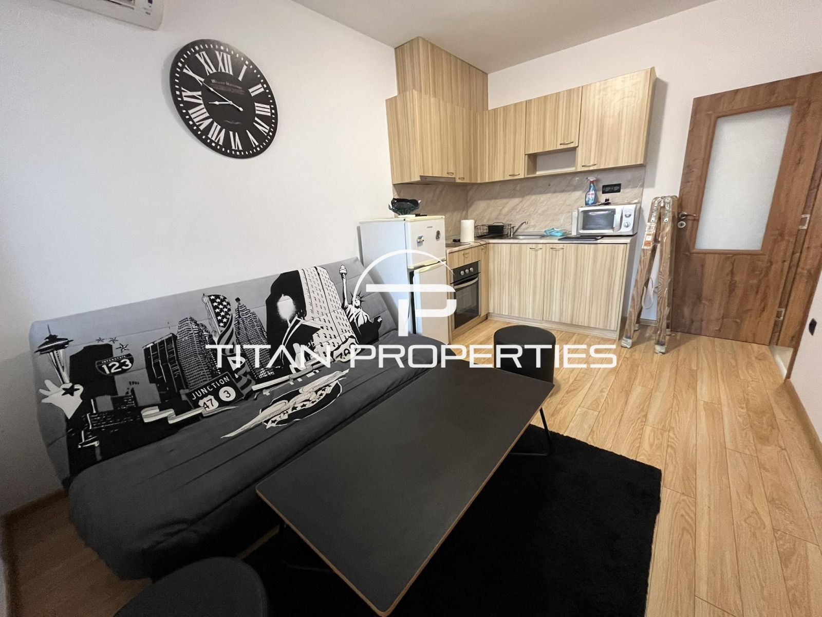 Дава под наем 2-СТАЕН, гр. Варна, Колхозен пазар