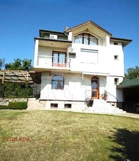 Casa Izgrev, Varna 1