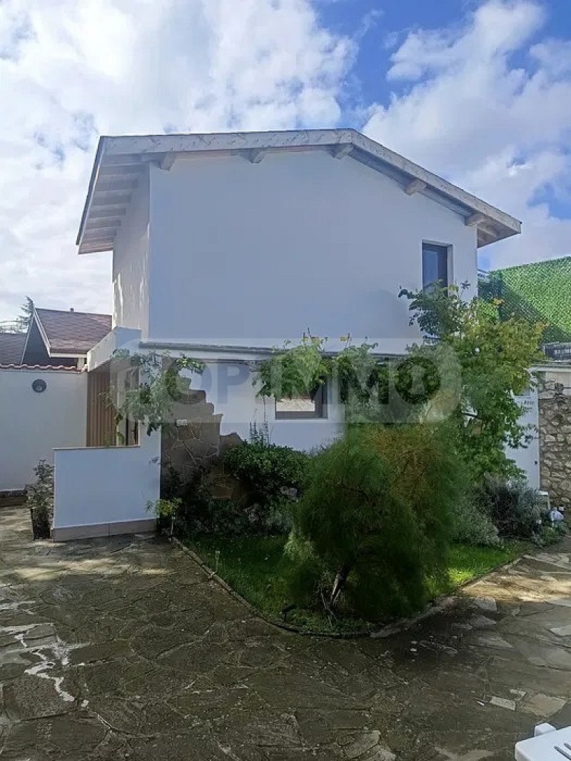 Дава под наем 2-СТАЕН, гр. Варна, к.к. Св.Св. Константин и Елена, снимка 3 - Апартаменти - 52813613