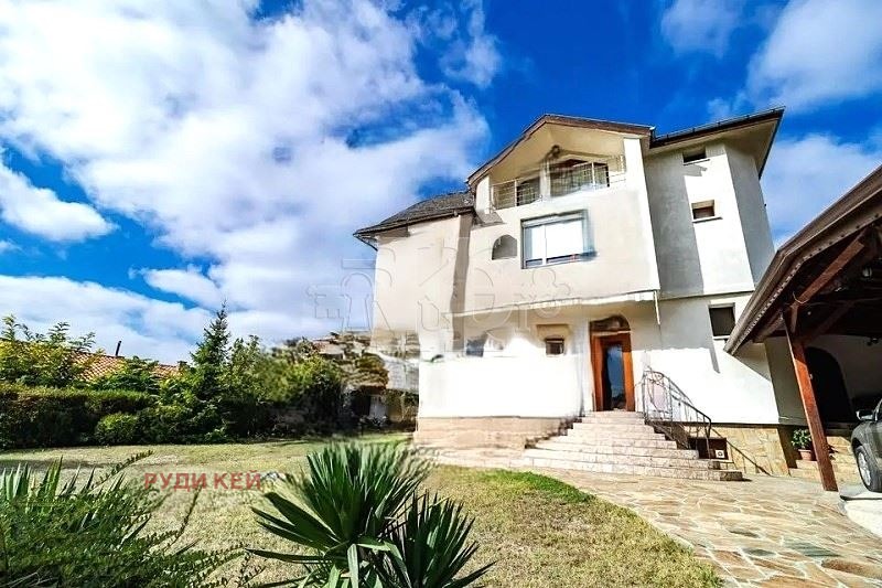 En renta  Casa Varna , Izgrev , 350 metros cuadrados | 36947718 - imagen [2]