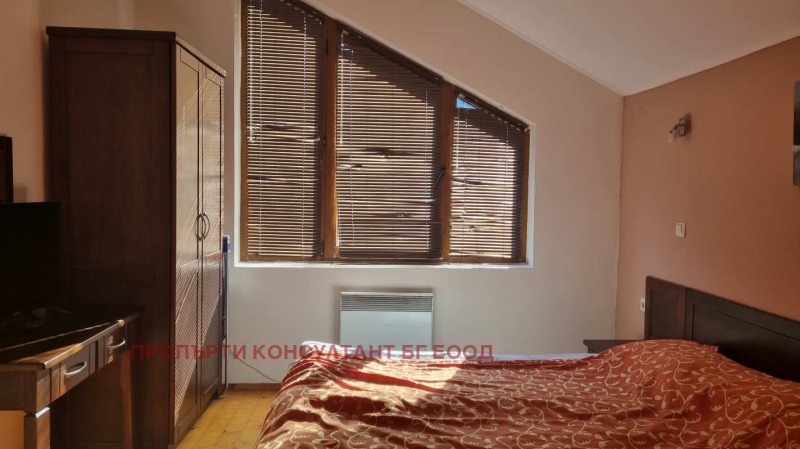 Дава под наем КЪЩА, гр. Разлог, област Благоевград, снимка 12 - Къщи - 52688898