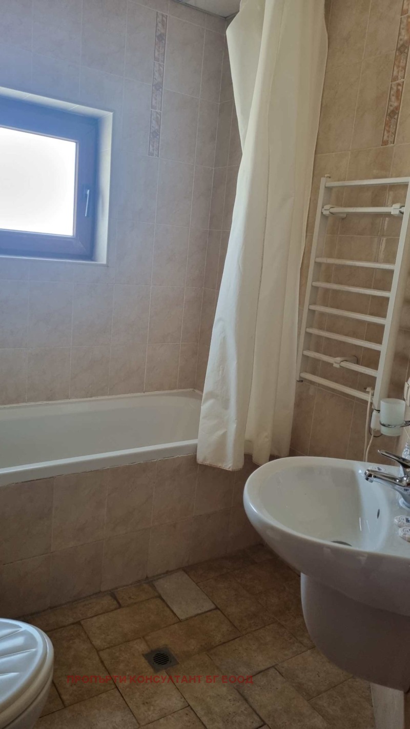 Дава под наем КЪЩА, гр. Разлог, област Благоевград, снимка 11 - Къщи - 52688898