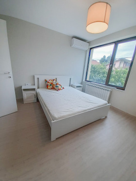 2 bedroom Vitosha, Sofia 13