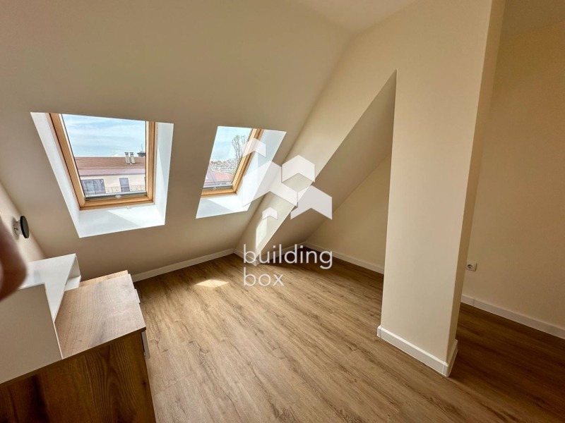 Zu vermieten  3 Schlafzimmer Sofia , Zentar , 90 qm | 50854766 - Bild [6]