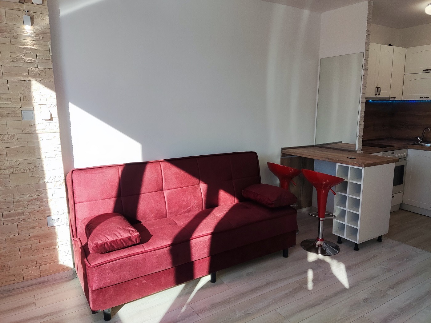 Дава под наем 2-СТАЕН, гр. Пловдив, Тракия, снимка 2 - Апартаменти - 54352928