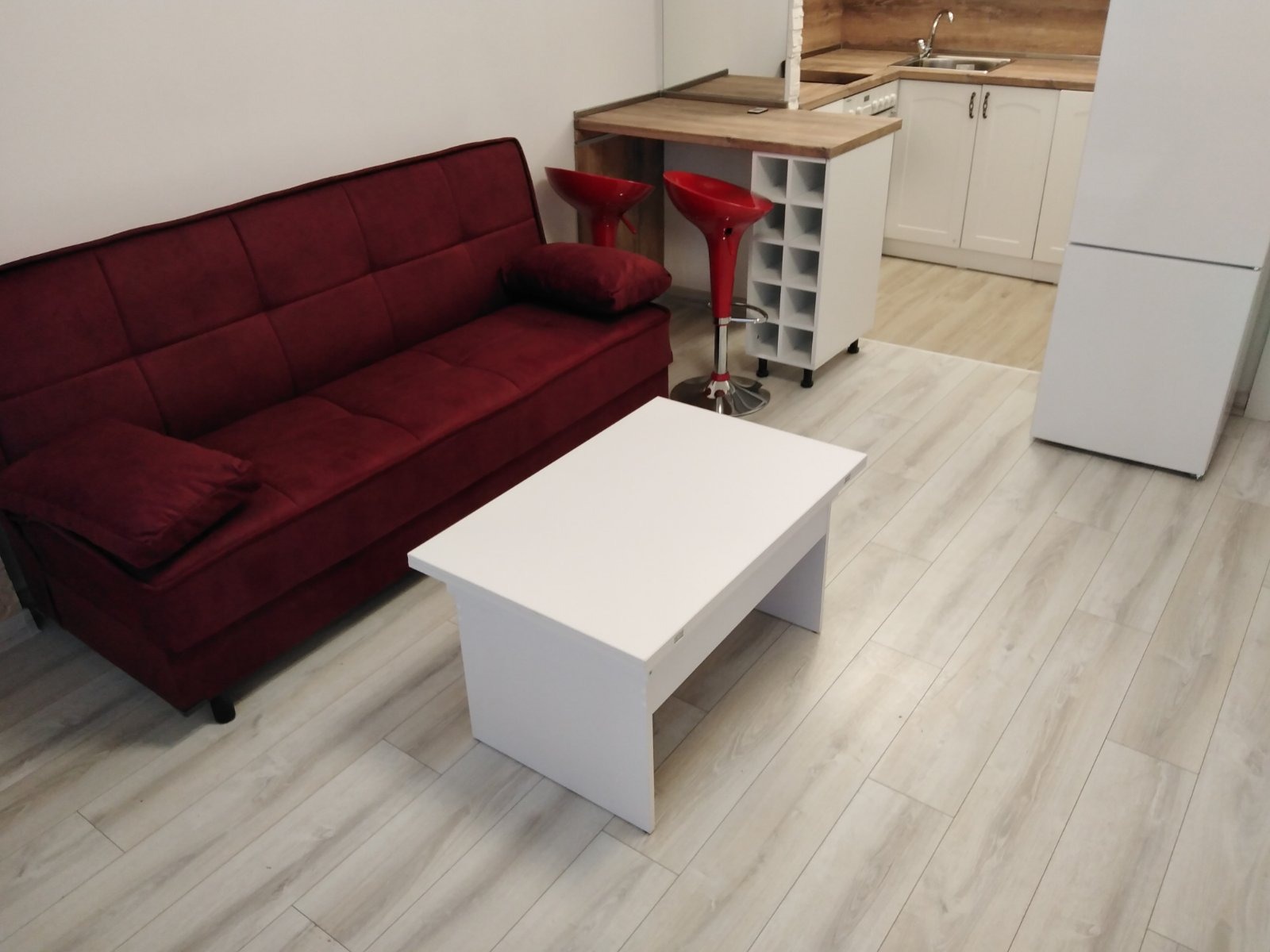 Дава под наем 2-СТАЕН, гр. Пловдив, Тракия