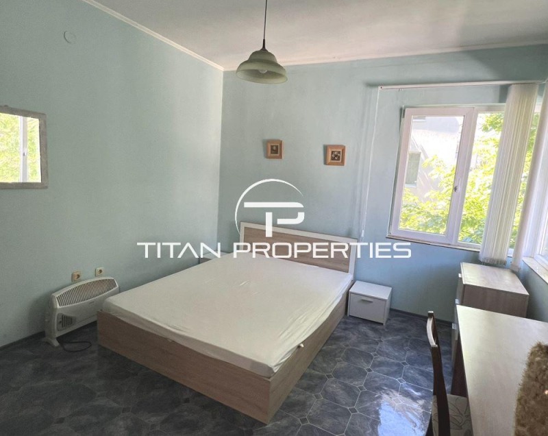 K pronájmu  2 ložnice Varna , Centar , 65 m2 | 73740852 - obraz [4]