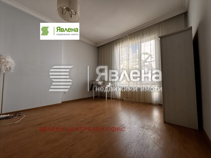 Дава под наем 3-СТАЕН, гр. София, Център, снимка 3 - Апартаменти - 54611003
