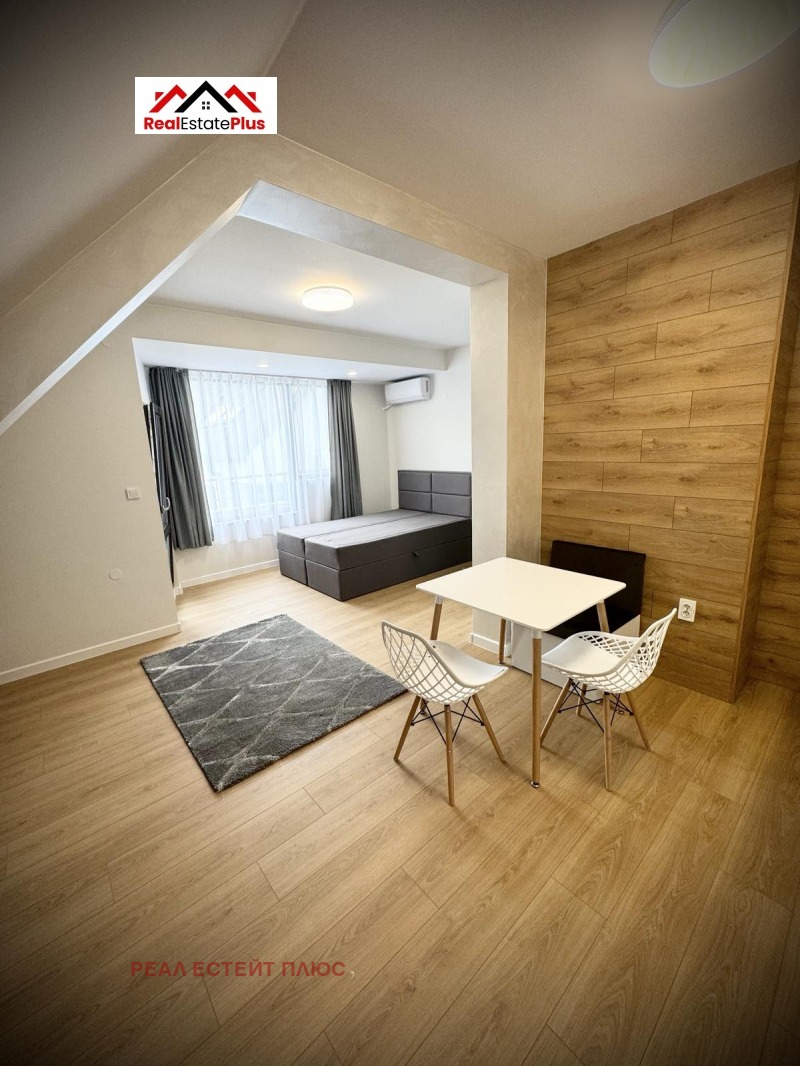 Te huur  Studio Pleven , Sjirok tsentar , 30 m² | 82211102