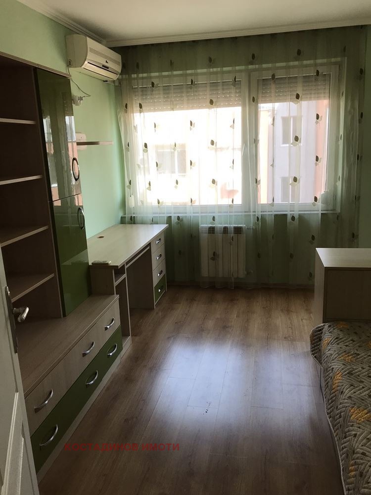 Издаје се  3 спаваће собе Пловдив , Каршијака , 140 м2 | 87294007 - слика [8]