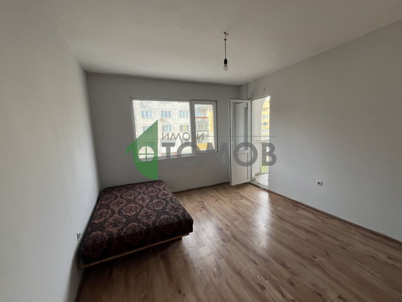 Para alugar  1 quarto Chumen , Boian Balgaranov 2 , 45 m² | 74925865