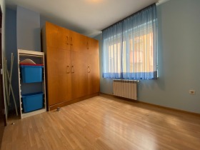 2 спаваће собе Манастирски ливади, Софија 11