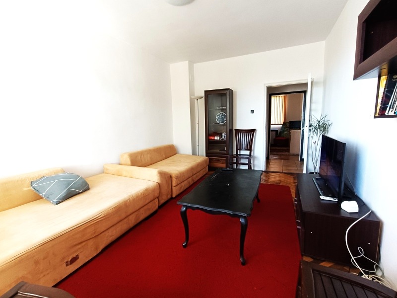 De inchiriat  2 dormitoare Varna , Troșevo , 70 mp | 50986124 - imagine [2]