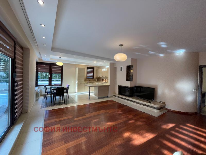 A louer  3 chambres Sofia , Boyana , 180 m² | 48482070 - image [8]