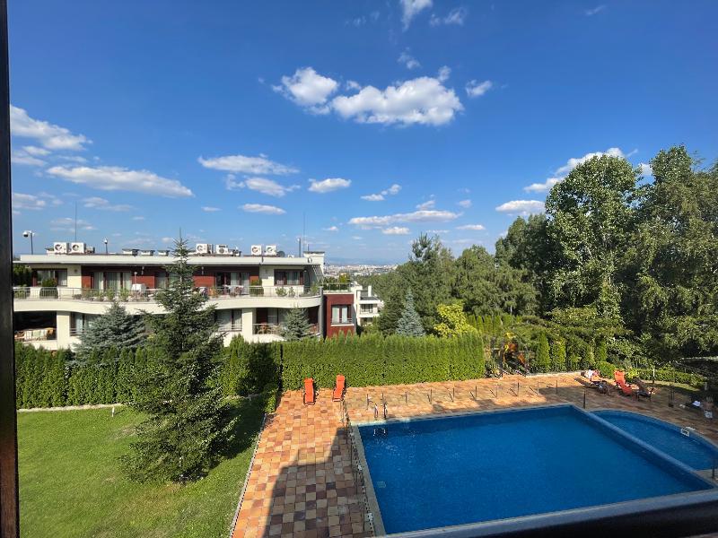 A louer  3 chambres Sofia , Boyana , 180 m² | 48482070