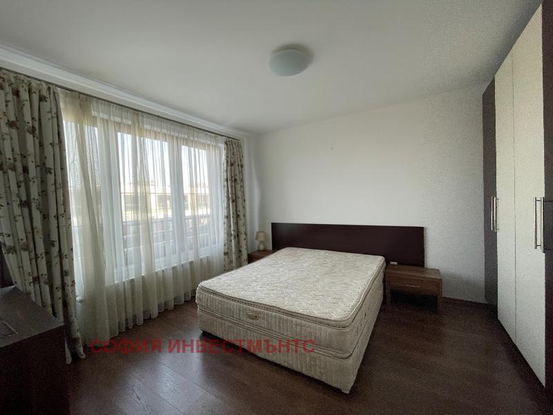 A louer  3 chambres Sofia , Boyana , 180 m² | 48482070 - image [12]