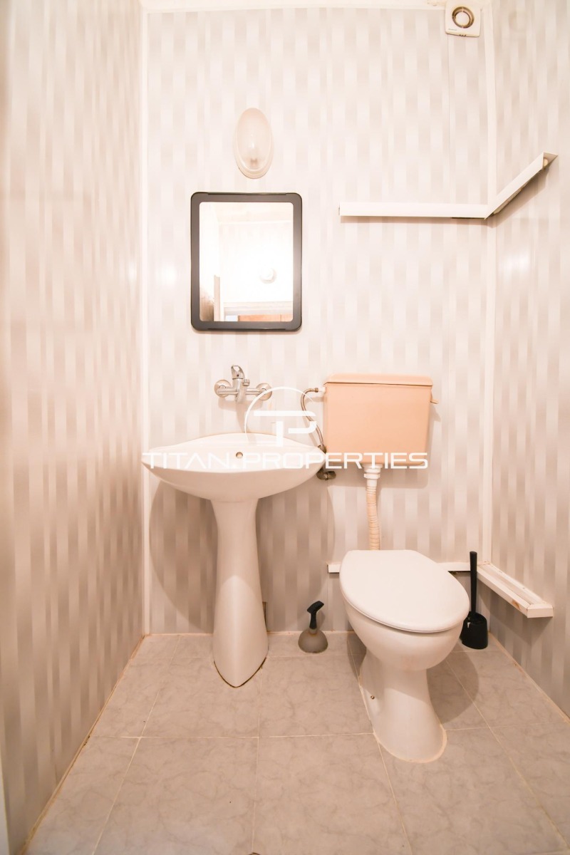 Дава под наем 3-СТАЕН, гр. София, Гоце Делчев, снимка 13 - Апартаменти - 53562188