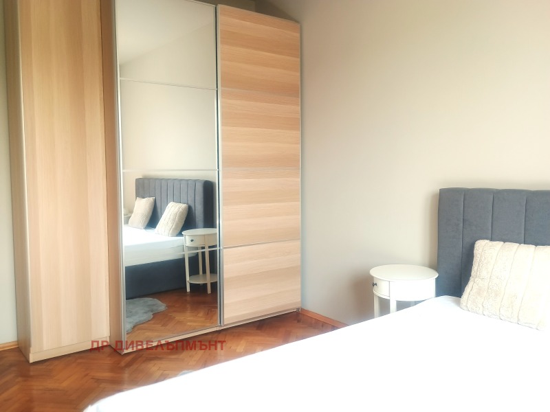 Do wynajęcia  1 sypialnia Sofia , Krasno selo , 60 mkw | 15427096 - obraz [4]