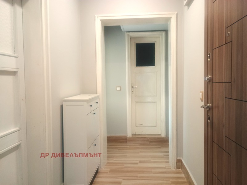 Do wynajęcia  1 sypialnia Sofia , Krasno selo , 60 mkw | 15427096 - obraz [15]
