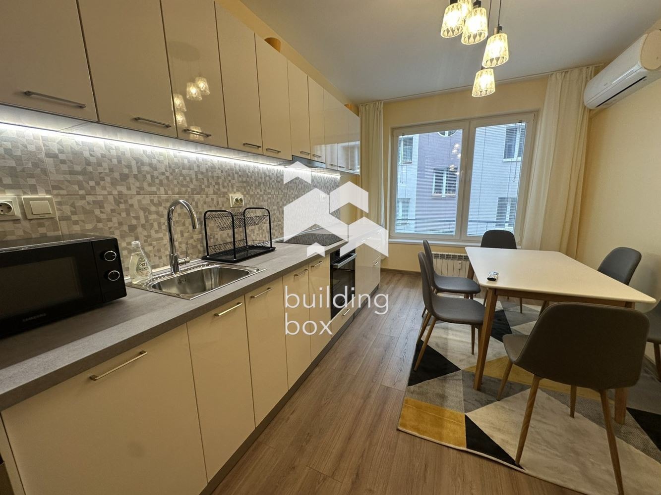 Дава под наем 3-СТАЕН, гр. София, Център, снимка 2 - Апартаменти - 53938631