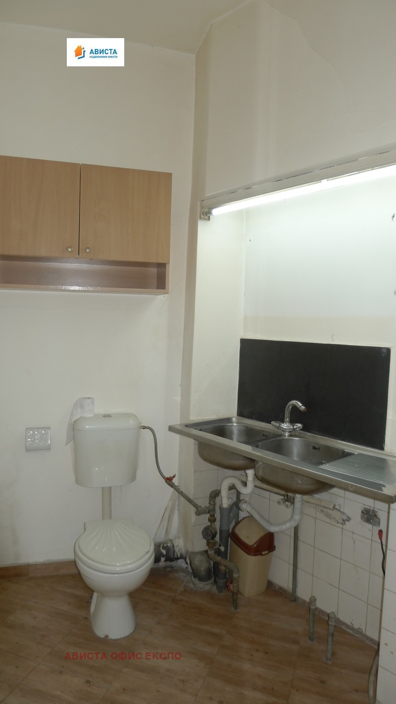 Дава под наем МАГАЗИН, гр. София, Център, снимка 3 - Магазини - 53521246