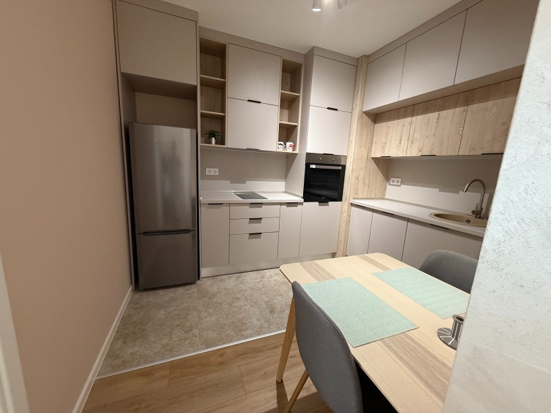 K pronájmu  1 ložnice Sofia , Borovo , 64 m2 | 52855609 - obraz [5]