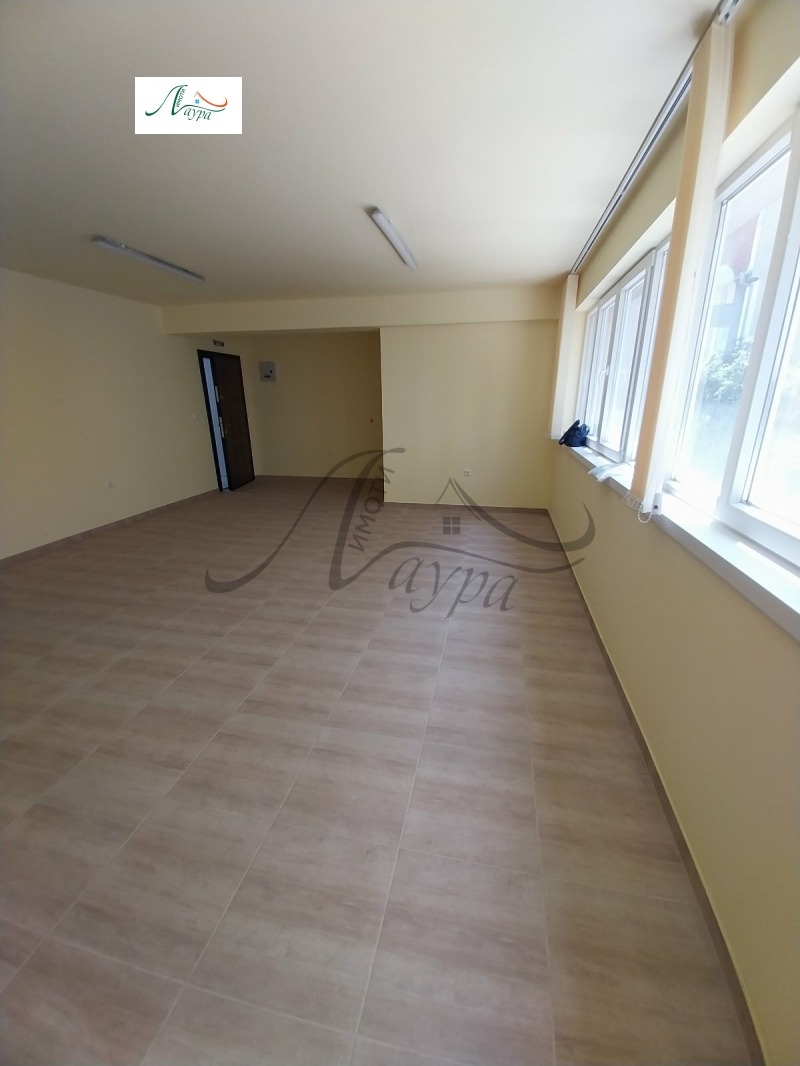 A louer  Bureau Choumen , Tsentar , 47 m² | 47864804 - image [2]